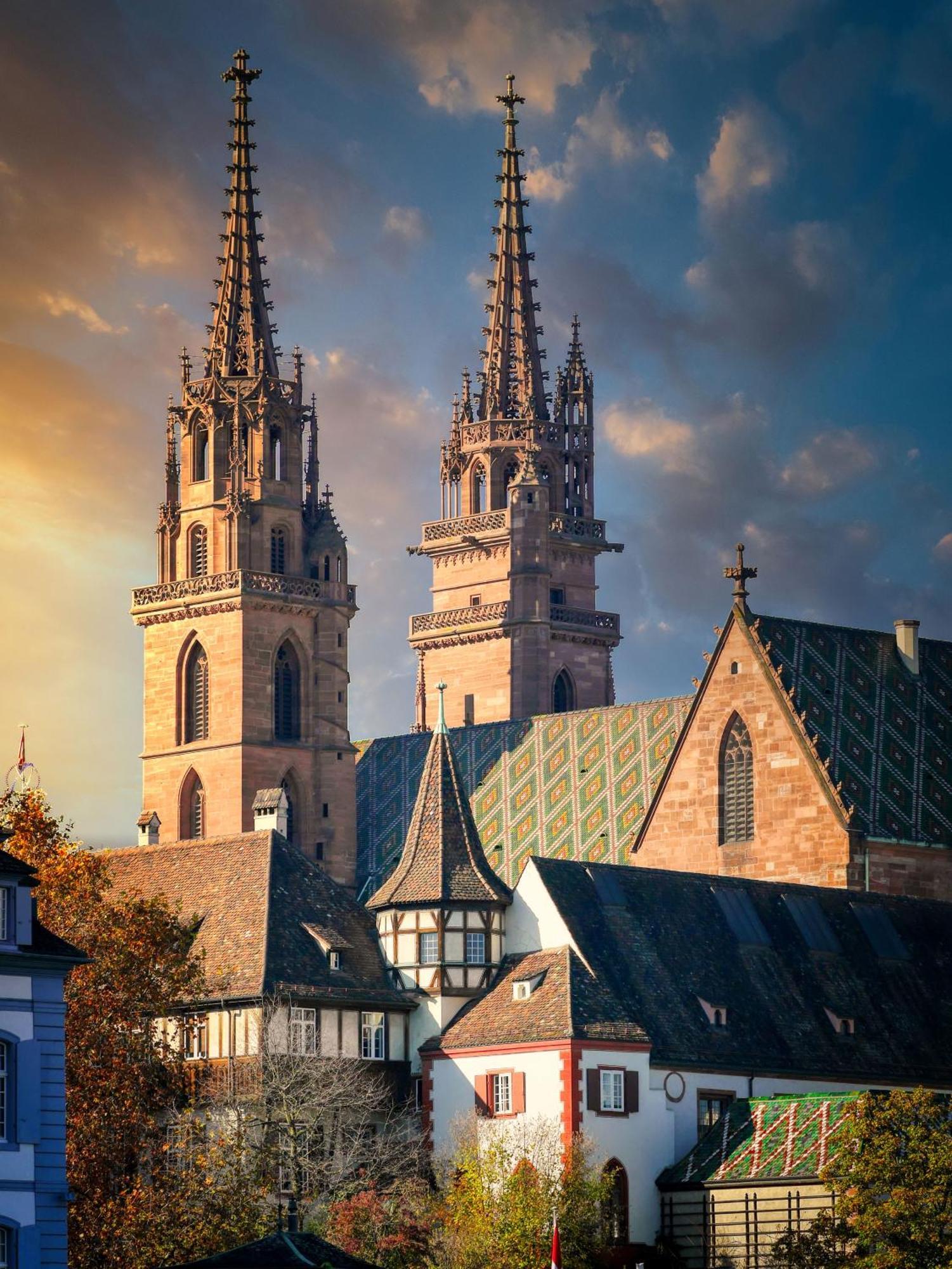 City Center Rooftop Balcony-Studio At Town Hall Basel Exterior foto